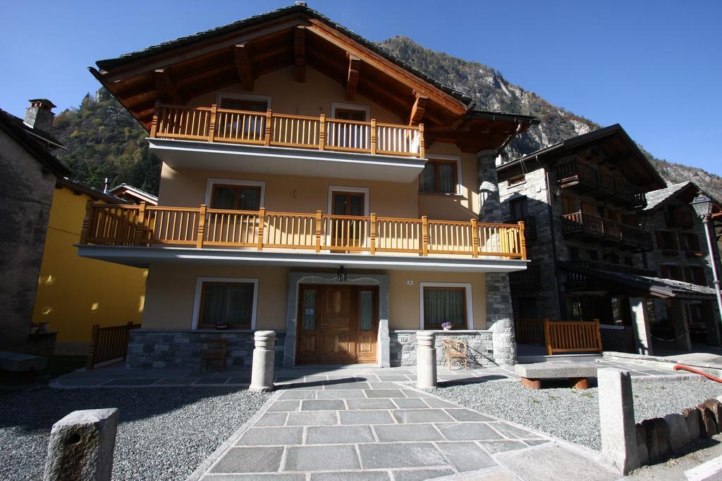 Villa Giuditta Residence Gaby Exteriér fotografie